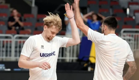Два техфоли на старті і 9 очок з Данією: що сказав Кобзистий?