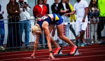 Чемпіонат України у Львові: хто за 6-метрів і хто веде десятиборство?