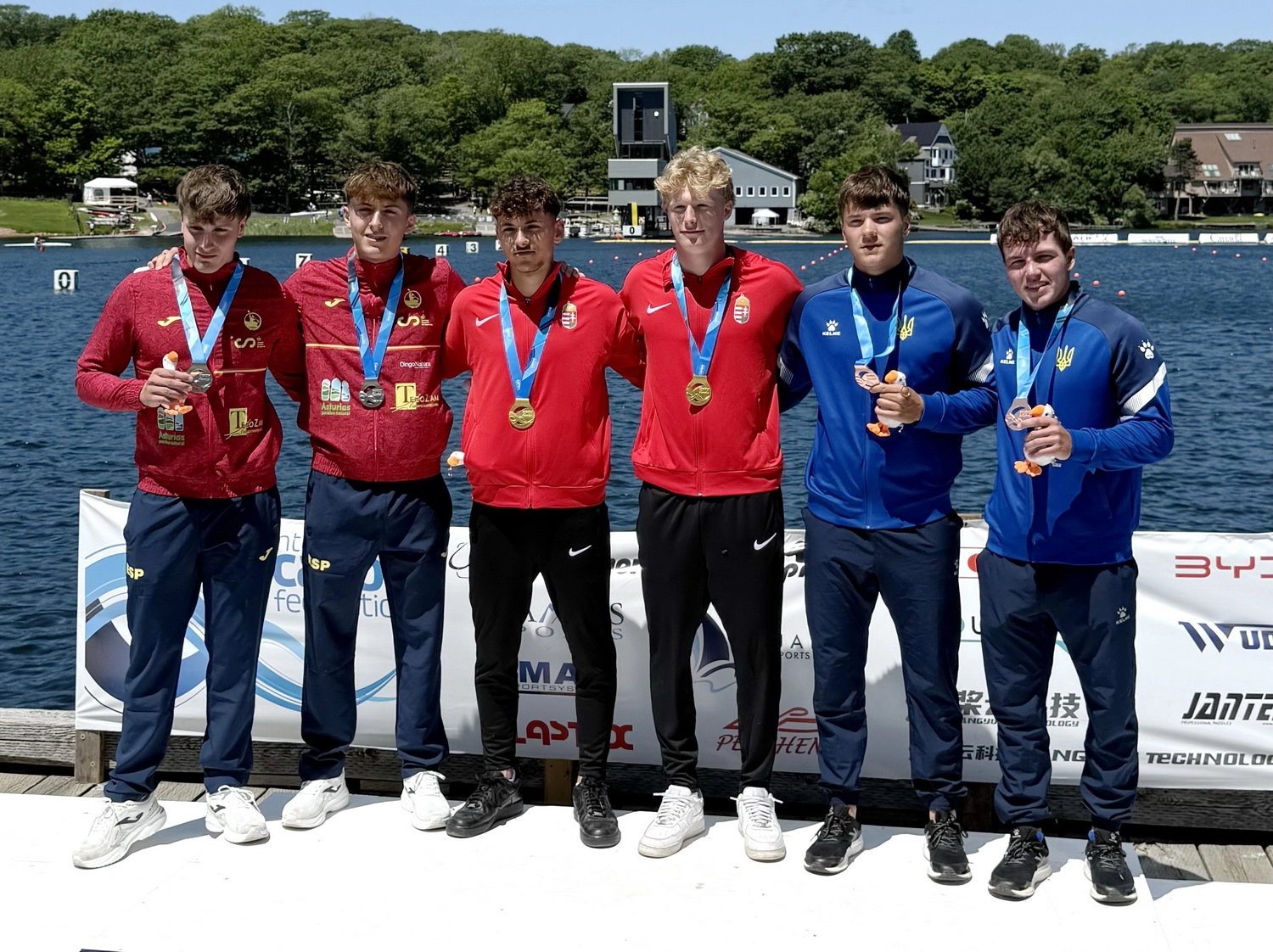 Українські каноїсти з медалями на молодіжному чемпіонаті світу в Галіфаксі, липень 2026